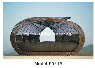Plastique imperméable aux rayons UV, résistant aux rayons UV, fauteuil roulant, couchette en rotin, voûte en osier, lits, salon extérieur avec coussins --- 6021