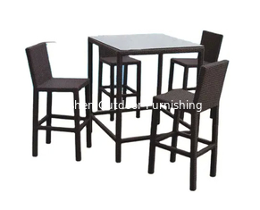 5 pièces de table de bar ensemble de tabourets de bar extérieur meubles en osier de patio haute salle à manger ensemble de bar---8103