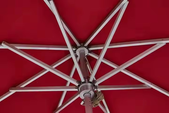 Housse de parasol rouge imperméable en polyester de 8 pieds, parasol de patio en aluminium avec mât central, parasol de pique-nique extérieur