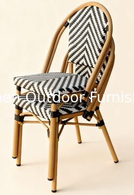 Chaise d'extérieur en bistrot en rotin français en aluminium en bambou cadre peint Zèbre flèches à rayures Noir blanc Chaise extérieure