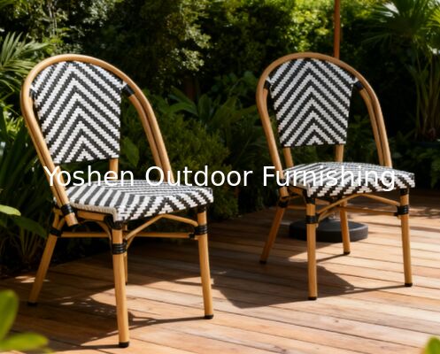 Chaise d'extérieur en bistrot en rotin français en aluminium en bambou cadre peint Zèbre flèches à rayures Noir blanc Chaise extérieure