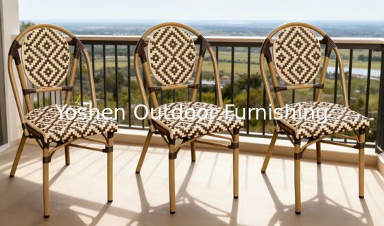 Chaise en rotin de style parisien géométrique pour manger en plein air Chaise de patio à rayures brunes chocolat