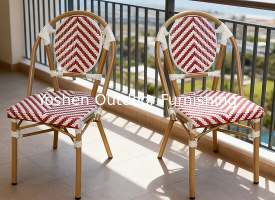 Chaise d'extérieur rose élégante, durable, résistante à la décoloration et aux intempéries, avec un cadre en aluminium robuste pour votre patio