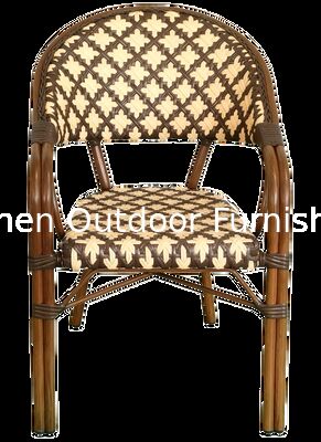 Chaise de bistrot française géométrique de style parisien Chaise en rotin pour manger en plein air