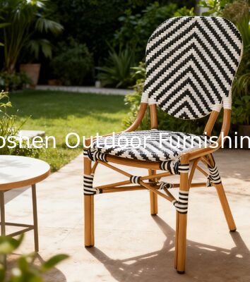 Chaise d'extérieur en bistrot en rotin français en aluminium en bambou cadre peint Zèbre flèches à rayures Noir blanc Chaise extérieure