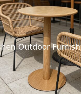 Table de bar extérieure avec haut en aluminium or champagne pour balcon terrasse et salon