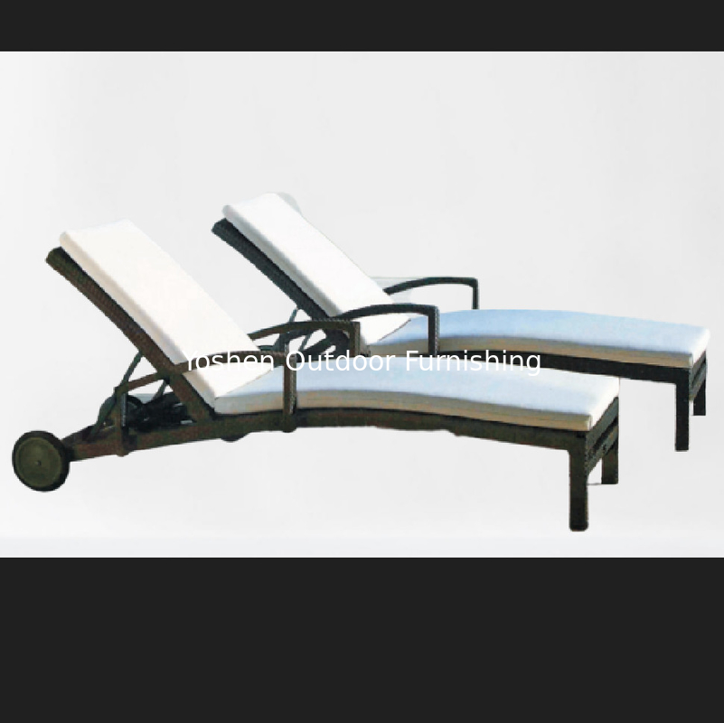 Chambres de bain résistantes à l'eau, lit en rotin en osier, chaises longues en aluminium avec coussin...