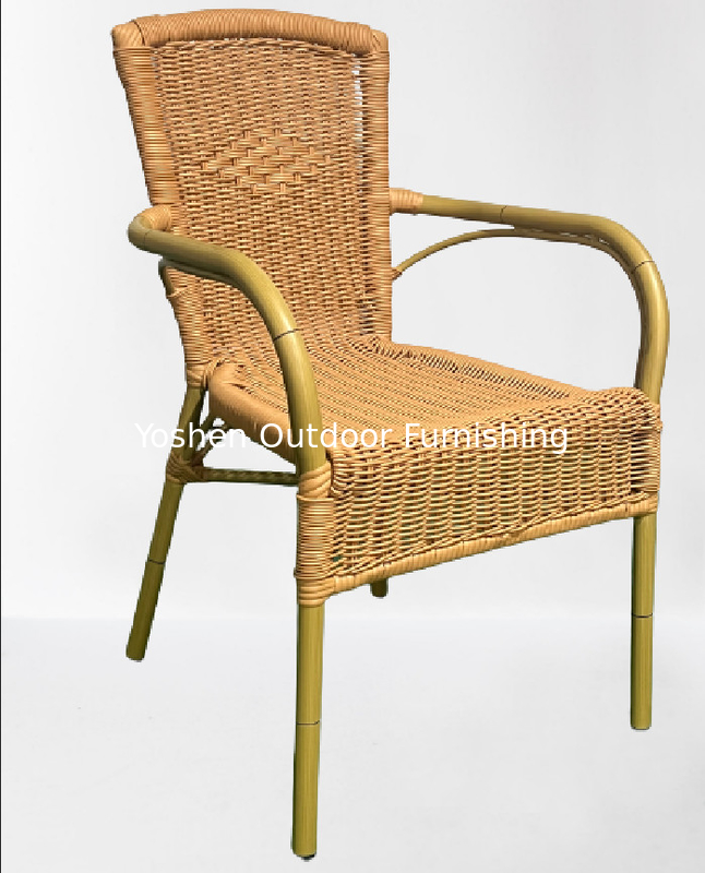 Meubles d'extérieur en osier, chaise confortable, chaise de plage...
