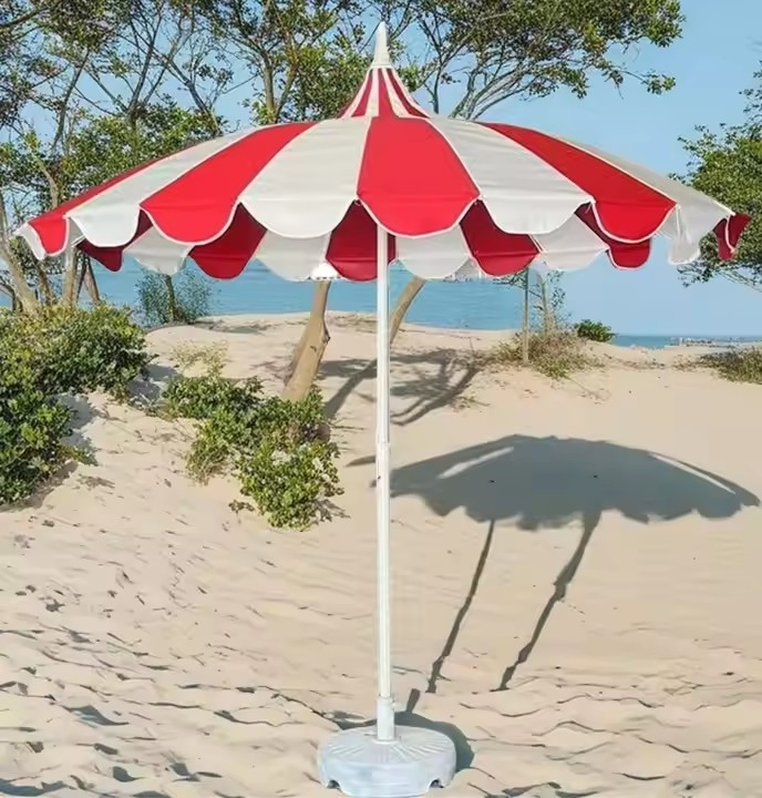 8.5 FT Pagoda en acier inoxydable en forme de marché parapluie en fibre de verre bande de côtes Pagoda parapluies commerciaux de patio